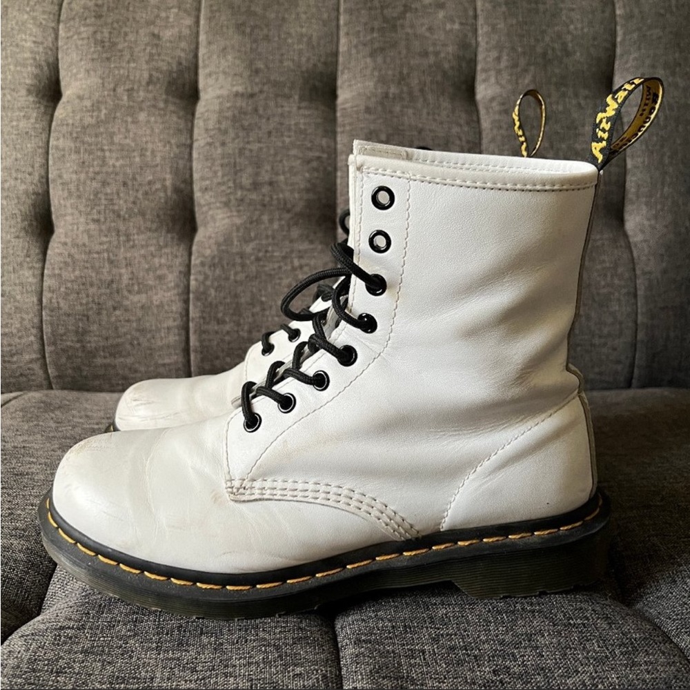 Doc Martens 1460 Smooth Leather Boots (Size 9) - Dr. Marten's